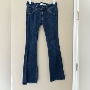 Women’s Hudson jeans. Size: 27